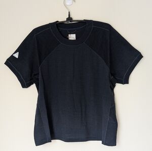 Hoka One One Merino Blend Short Sleeve Tee Large in Navy